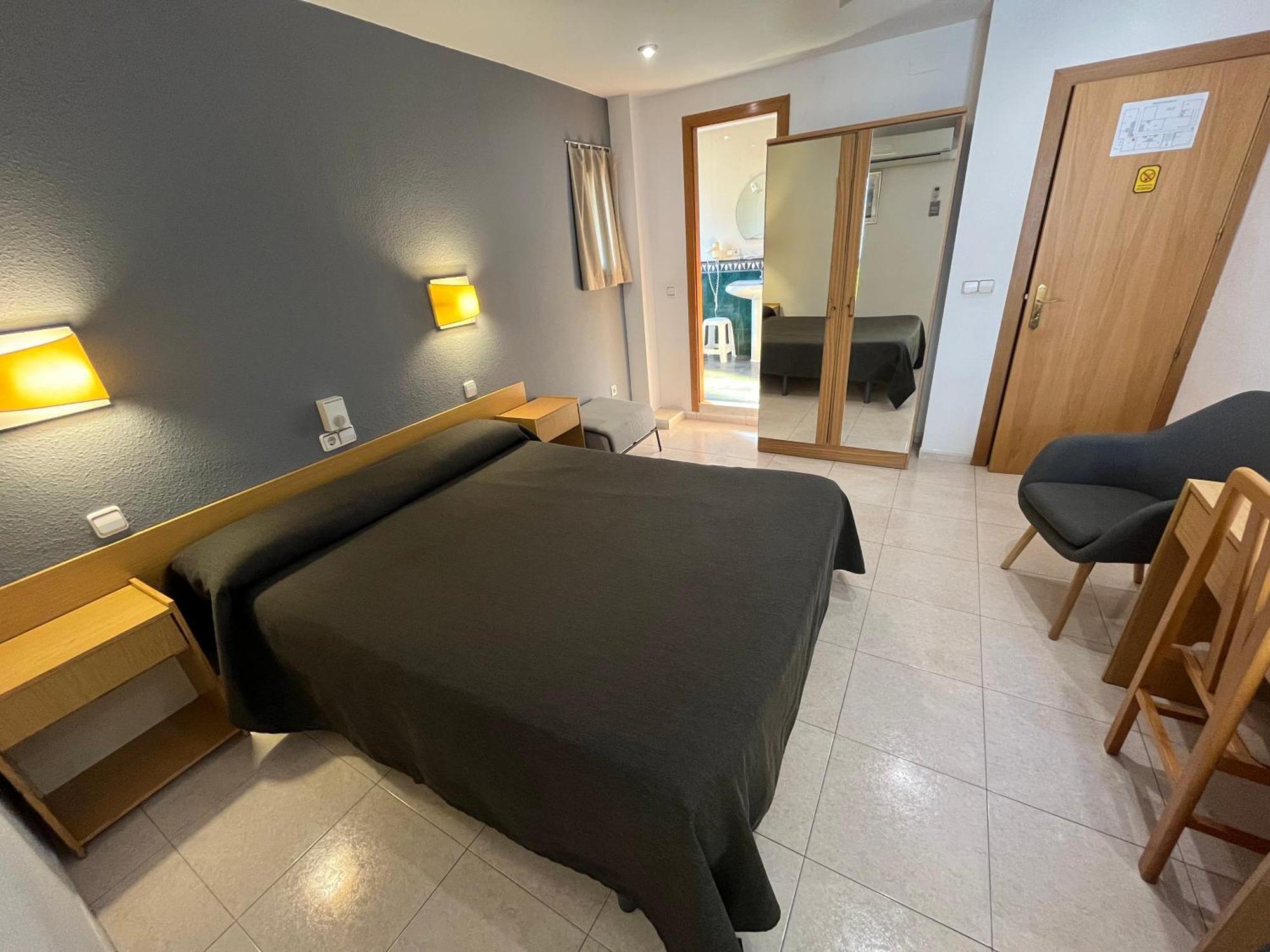 Hostal Tarres Anglés Стая снимка