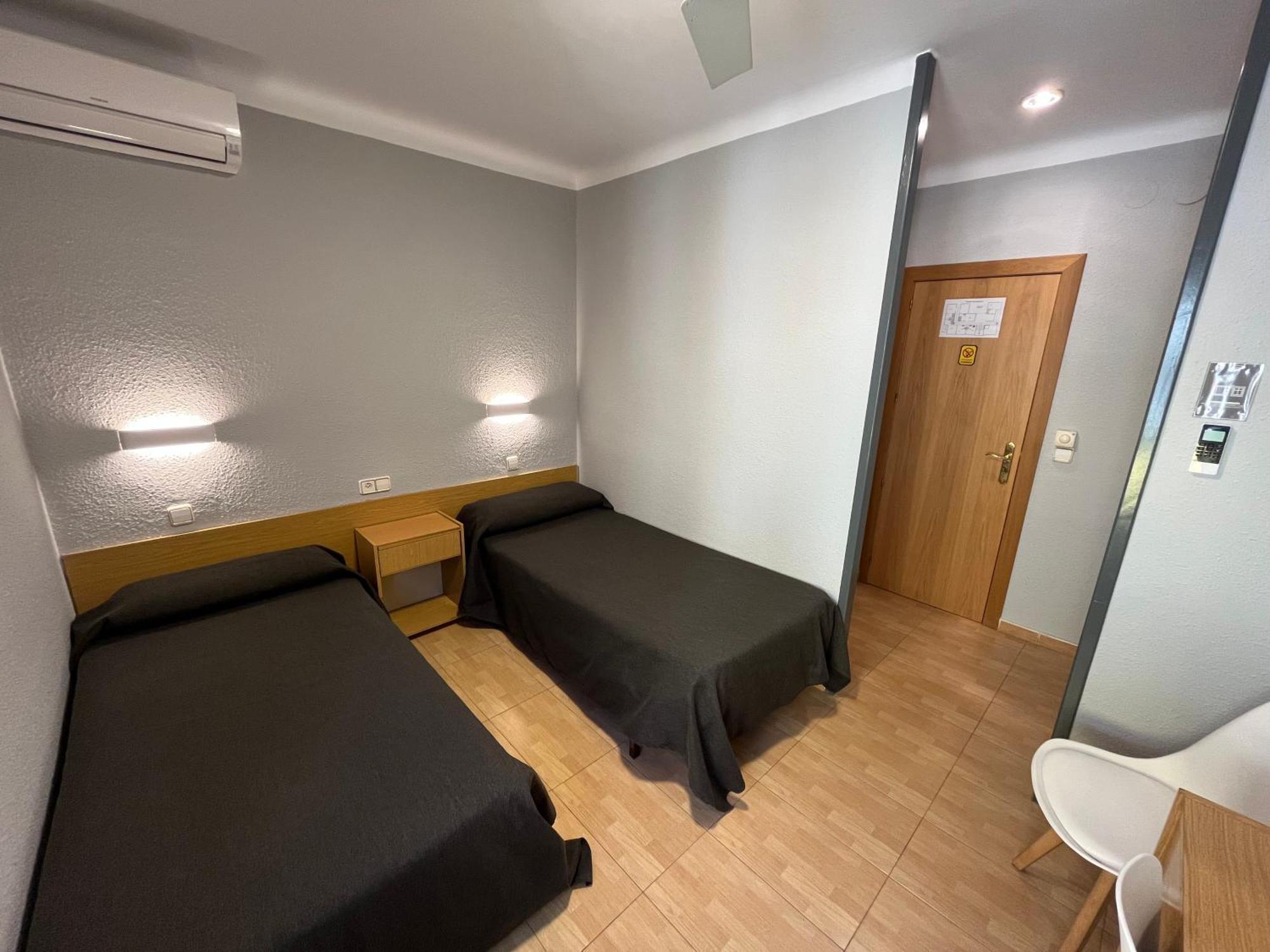 Hostal Tarres Anglés Стая снимка