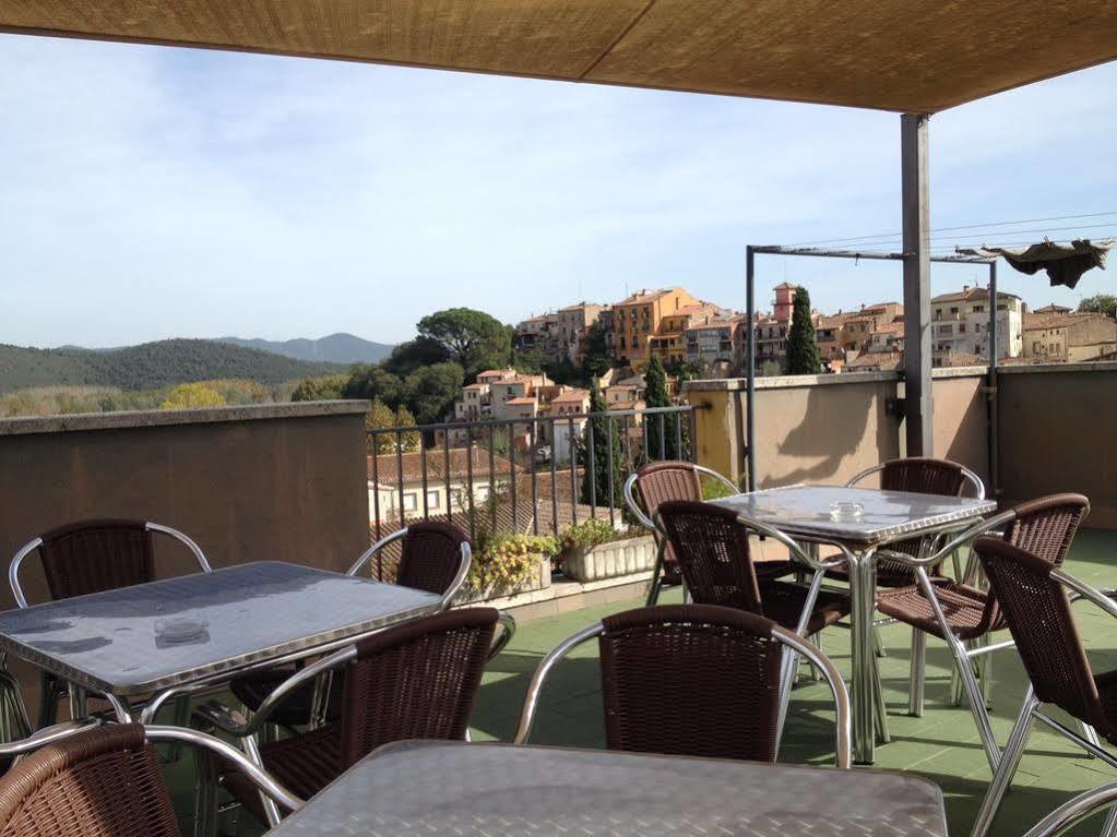 Hostal Tarres Anglés Екстериор снимка